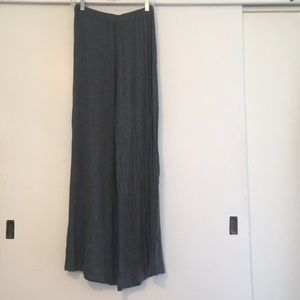 Brandy Melville super wide leg pants